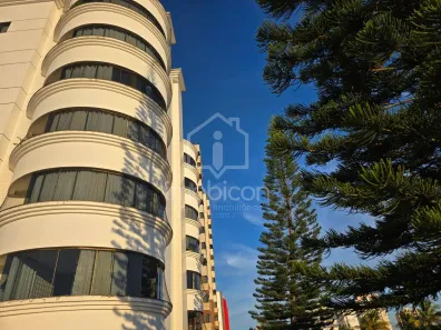 Apartamento com 3 Quartos para alugar, 145m² no Candeias, Vitória da Conquista
