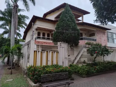 Sobrado com 8 Quartos à venda, 452m² no Mata da Praia, Vitória