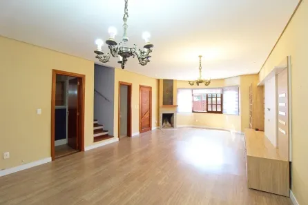 Casa com 3 Quartos à venda, 156m² no Guarujá, Porto Alegre