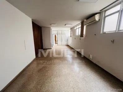 Sala Comercial com 1 Quarto para alugar, 50m² no Daniel Fonseca, Uberlândia