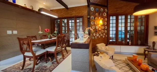 Casa de Condomínio com 4 Quartos à venda, 350m² no Itaipu, Niterói