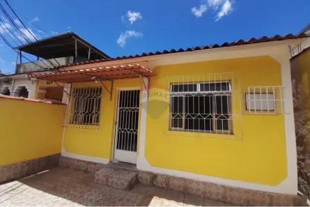 Casa com 2 Quartos à venda, 70m² no Vaz Lobo, Rio de Janeiro