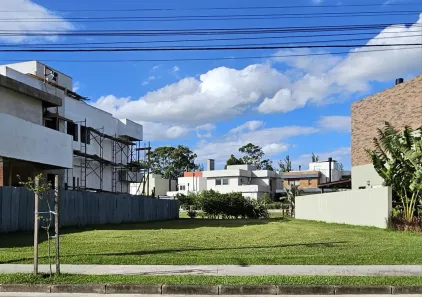 Lote/Terreno à venda, 419m² no Laranjal, Pelotas