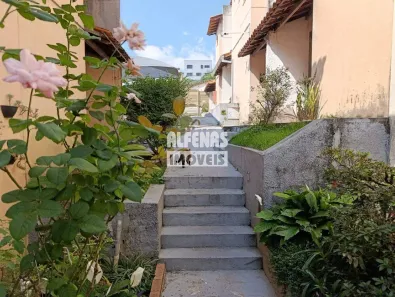 Casa com 2 Quartos à venda, 57m² no Darcy Vargas, Contagem