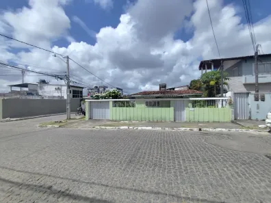 Casa com 4 Quartos à venda, 390m² no Jardim São Paulo, Recife