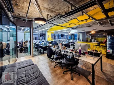 Sala Comercial para alugar, 211m² no Vila Gomes Cardim, São Paulo