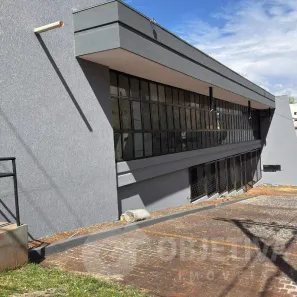 Prédio Comercial para alugar, 517m² no Tabajaras, Uberlândia