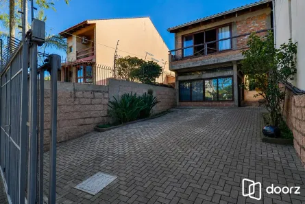 Casa com 2 Quartos à venda, 212m² no Bom Jesus, Porto Alegre