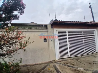 Casa com 3 Quartos para alugar, 220m² no Centro, São Carlos