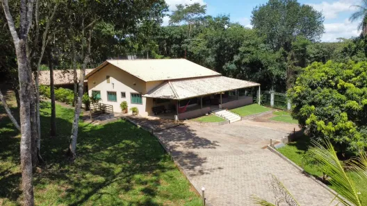 Casa de Condomínio com 4 Quartos à venda, 150m² no Centro, Hidrolândia
