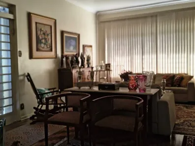 Casa com 3 Quartos para alugar, 300m² no Centro, São José do Rio Preto