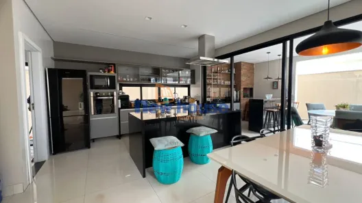 Casa com 3 Quartos à venda, 220m² no Setor Habitacional Vicente Pires - Trecho 1, Brasília