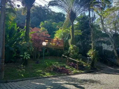 Casa de Condomínio com 4 Quartos à venda, 251m² no Itaipu, Niterói