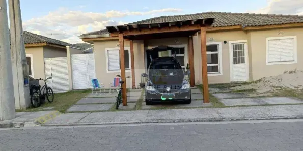 Casa de Condomínio com 2 Quartos à venda, 44m² no Vila São Benedito, Pindamonhangaba