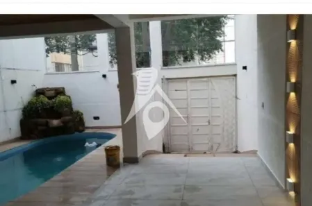 Sobrado com 5 Quartos à venda, 230m² no Vila Gomes Cardim, São Paulo