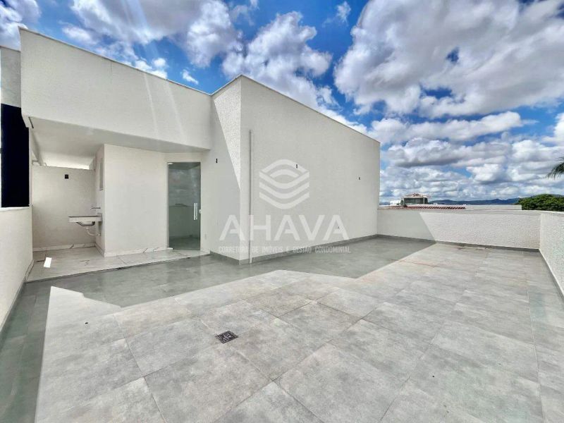 Cobertura com 3 quartos — Heliópolis, Belo Horizonte