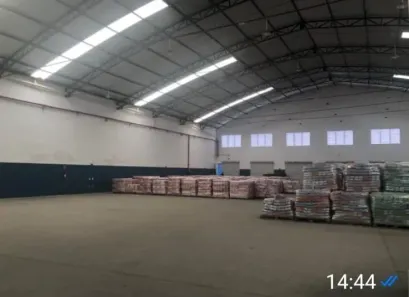 Galpão/Depósito/Armazém à venda, 1600m² no Jardim Cumbica, Guarulhos