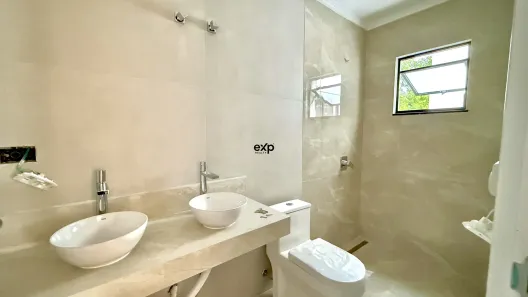 Sobrado com 4 Quartos à venda, 175m² no Tarumã, Curitiba