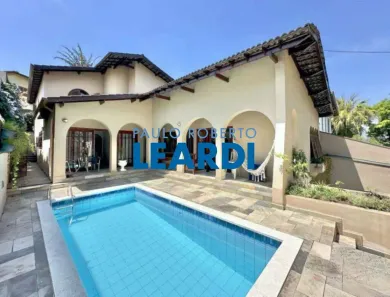 Casa de Condomínio com 4 Quartos à venda, 331m² no São Paulo II, Cotia