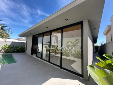 Sobrado com 4 Quartos à venda, 250m² no Vila do Golf, Ribeirão Preto