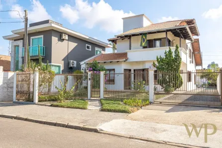 Casa com 4 Quartos à venda, 311m² no Anita Garibaldi, Joinville