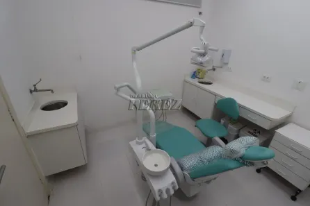 Sala Comercial para alugar, 12m² no Vila Larsen 1, Londrina