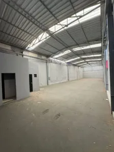 Galpão/Depósito/Armazém para alugar, 190m² no Parque das Oliveiras, Ribeirão Preto