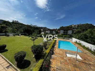 Casa com 5 Quartos à venda, 380m² no Jardim Cascata, Teresópolis