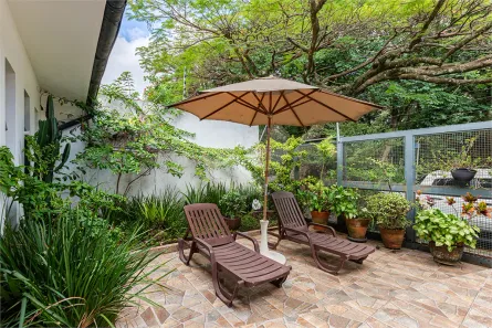 Sobrado com 4 Quartos à venda, 300m² no Vila Madalena, São Paulo