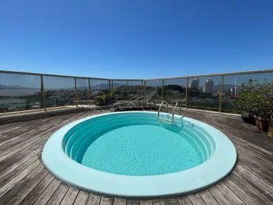 Apartamento com 3 Quartos à venda, 245m² no Estreito, Florianópolis