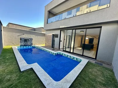 Casa de Condomínio com 4 Quartos à venda, 232m² no Jardins Capri, Senador Canedo
