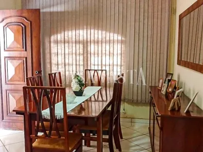 Casa com 4 Quartos à venda, 170m² no Vila São Paulo, Araçatuba