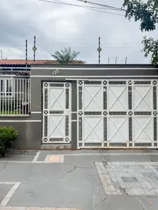 Casa com 3 Quartos à venda, 138m² no Califórnia, Londrina