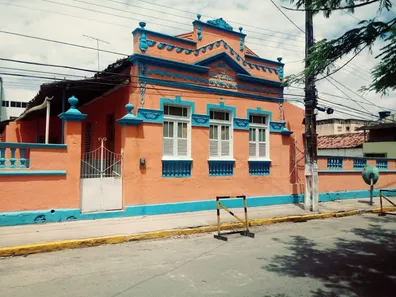 com 4 Quartos para alugar, 1740m² no Centro, Goiana