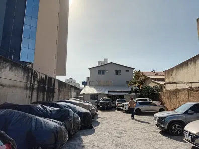 Lote/Terreno com 1 Quarto à venda, 517m² no Jardim América, Goiânia