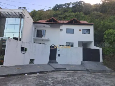 Casa com 3 Quartos à venda, 184m² no Vila Valqueire, Rio de Janeiro