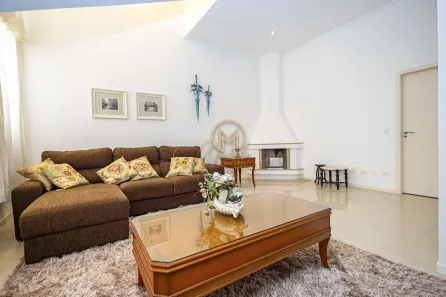 Casa com 4 Quartos à venda, 168m² no Jardim Social, Curitiba