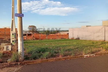 Lote/Terreno à venda, 225m² no Jardim Dona Eugênia, Lins