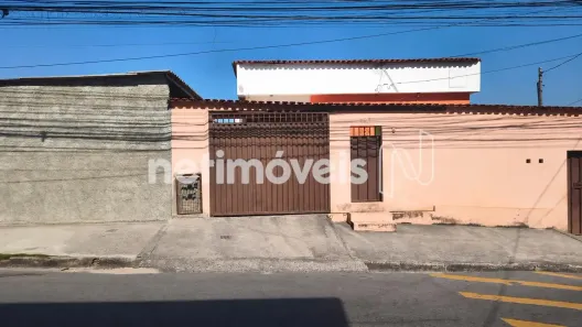 Casa com 3 Quartos para alugar, 200m² no Jardim dos Comerciários (Venda Nova), Belo Horizonte