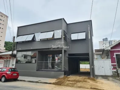 Sala Comercial para alugar, 165m² no Centro I, Brusque