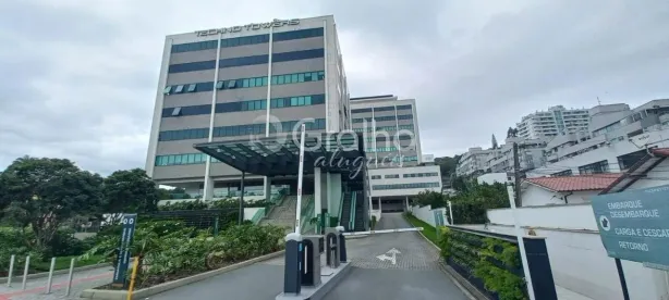 Sala Comercial para alugar, 168m² no João Paulo, Florianópolis