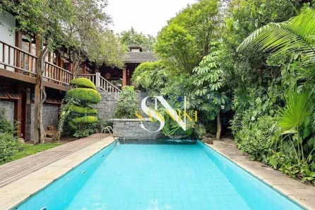 Casa de Condomínio com 4 Quartos para venda ou aluguel, 650m² no Alphaville, Santana de Parnaíba