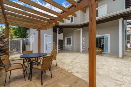 Casa de Condomínio com 3 Quartos à venda, 240m² no Ortizes, Valinhos