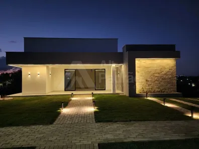 Casa com 4 Quartos à venda, 318m² no Alpes Suiços, Gravatá