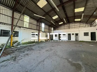 Galpão/Depósito/Armazém para alugar, 689m² no Vila Guiomar, Santo André