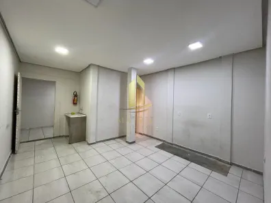 Sala Comercial para alugar, 36m² no Parque Progresso, Franca