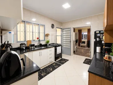 Casa com 2 Quartos à venda, 114m² no Lopes de Oliveira, Sorocaba