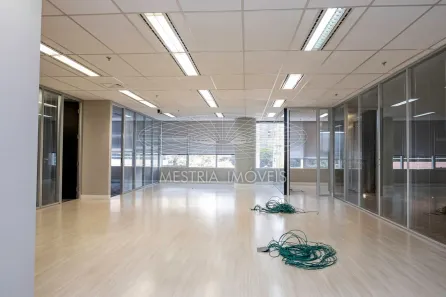 Imóvel Comercial à venda, 311m² no Vila Olímpia, São Paulo