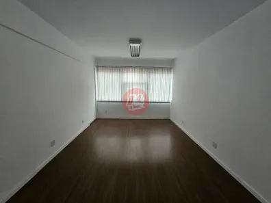 Sala Comercial à venda, 30m² no Centro Histórico, Porto Alegre