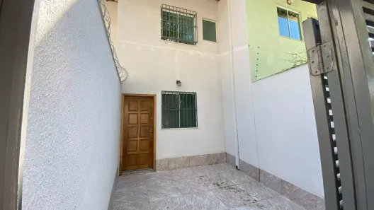 Casa com 2 Quartos à venda, 94m² no Santa Amélia, Belo Horizonte